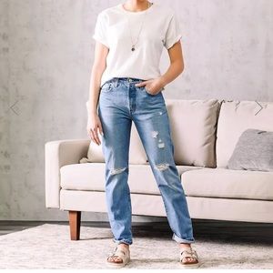 LEVI’S | 501® High Rise Straight Jean